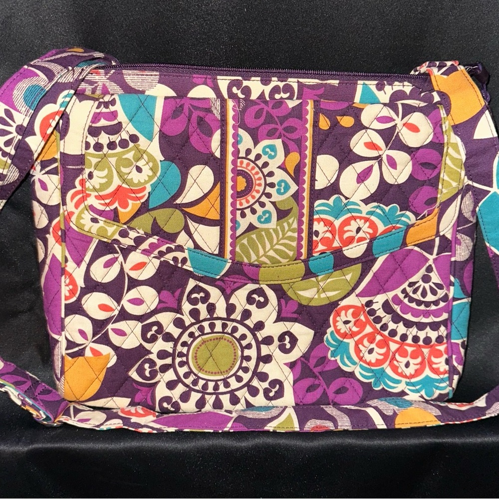 RETIRED PLUM CRAZY PATTERN!!!  Vera Bradley Iconic Hipster